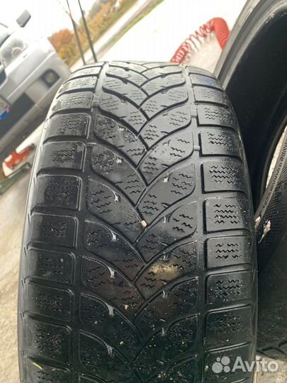 Lassa Atracta 215/55 R17 28K