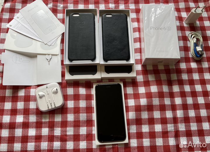 iPhone 6S, 64 ГБ