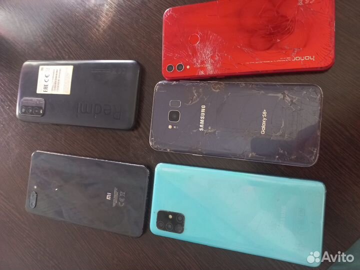 Samsung Galaxy S10+, 8/128 ГБ