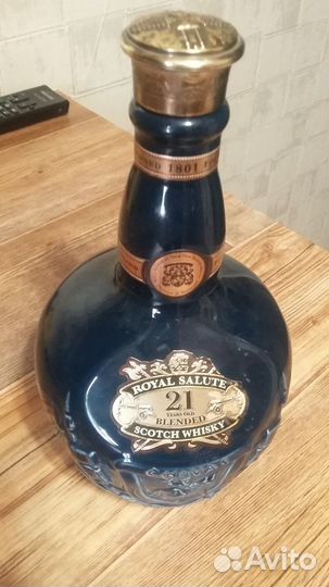 Пустая Фарфоровая бутылка Chivas Regal Royal Salut