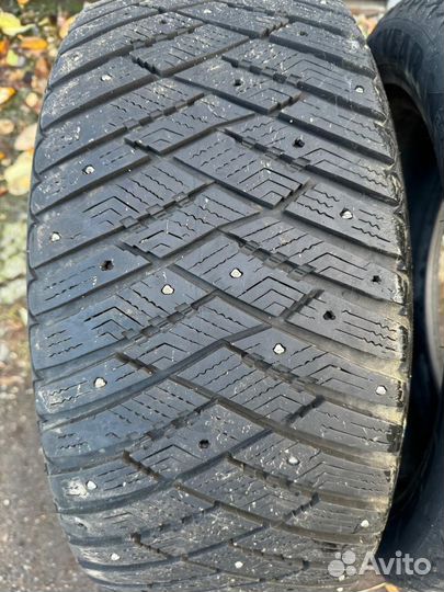 Goodyear Ultragrip Ice Arctic 245/50 R18 104T