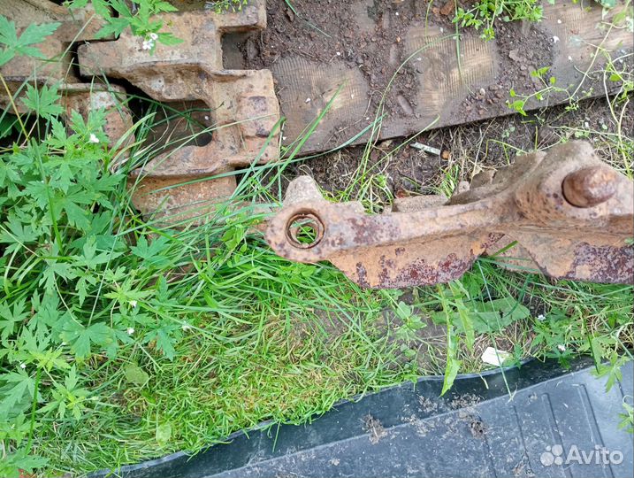 Звено гусеницы б/у на дт 75 12штук