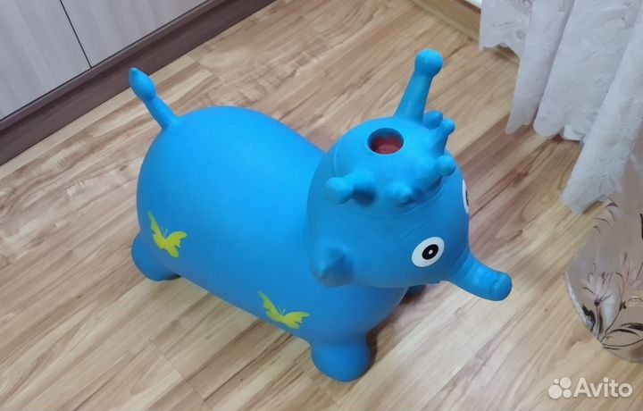 Слон попрыгун