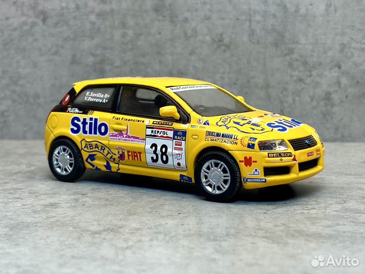 Коллекционная модель Fiat Stilo racer 1:43