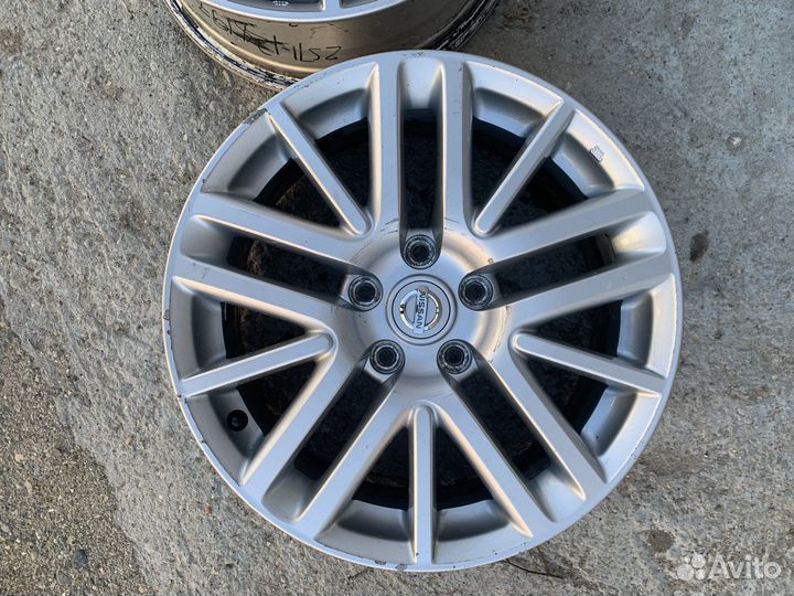 Литье Nissan r17