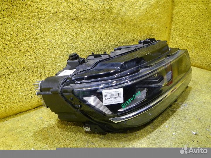 Фара правая Volkswagen Tiguan