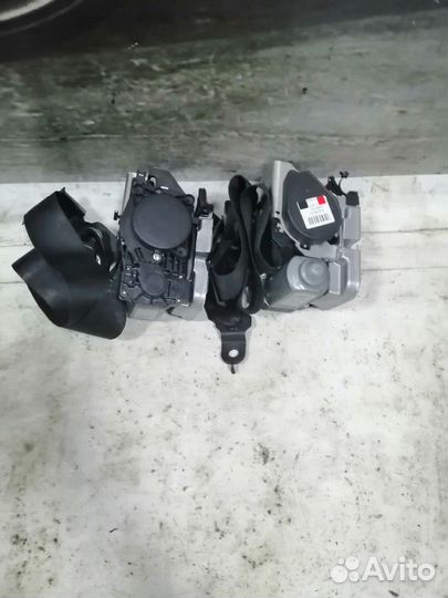 Ремни безопасности передние Mercedes W211