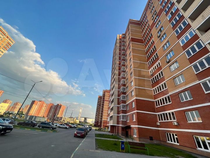 3-к. квартира, 91,2 м², 10/15 эт.