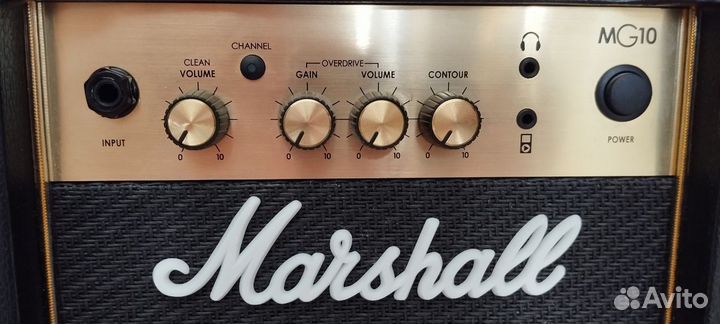 Гитарный комбоусилитель Marshall MG10