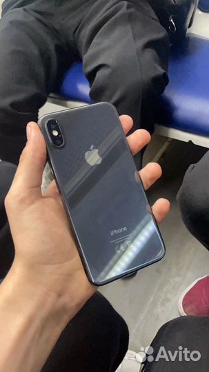 Телефон iPhone 10