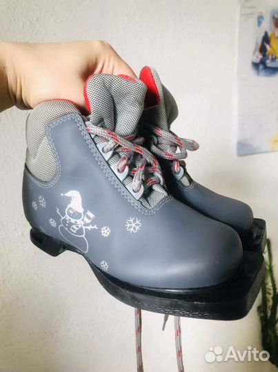 Лыжные ботинки детские