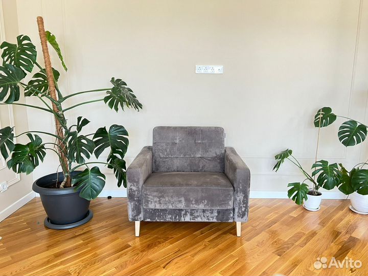 Диван с креслами