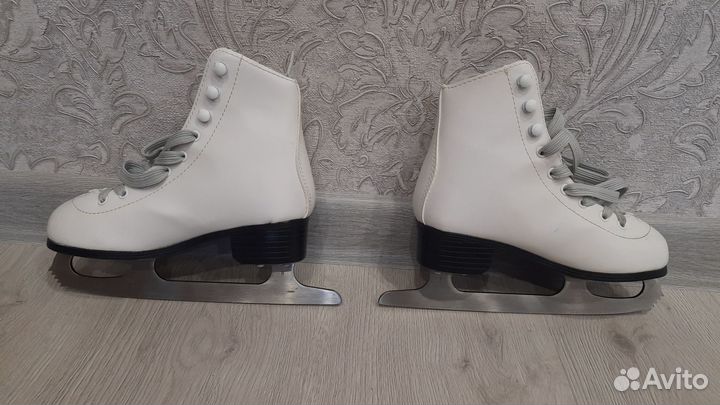 Коньки фигурные