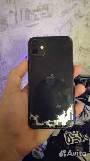 iPhone 11, 64 ГБ