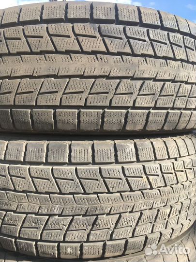 Dunlop Winter Maxx SJ8 275/65 R17