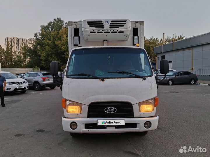 Рефрижератор 28 м³ Hyundai HD78, 2013