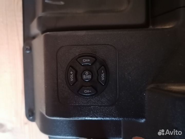 Телевизор на запчасти Thomson t22d16df