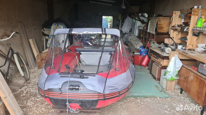Лодка Кайман N360