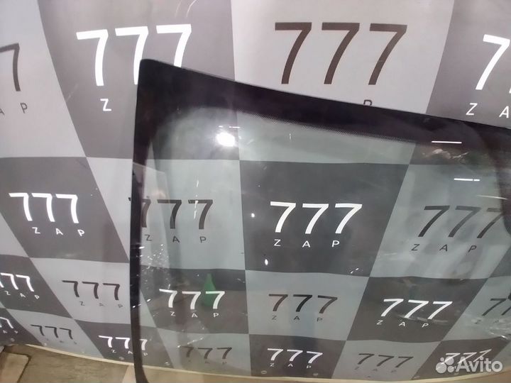 Лобовое стекло Audi Q3 F3 2019- б/у оригинал