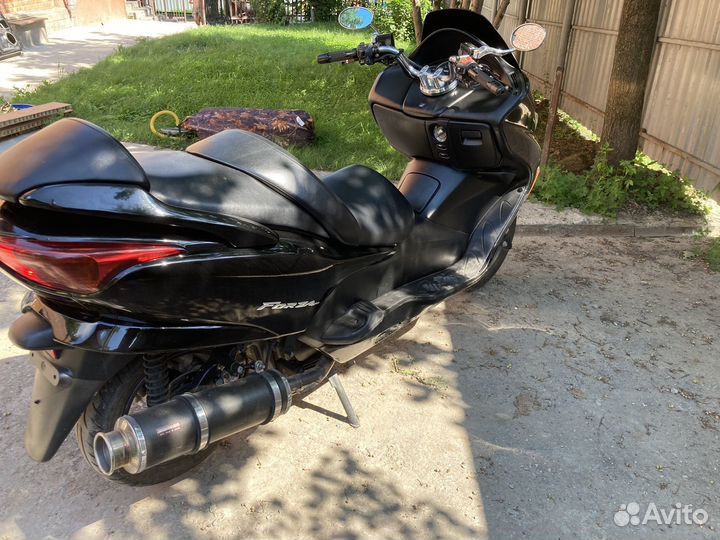 Honda Forza 250
