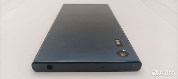 Sony Xperia XZ, 3/32 ГБ