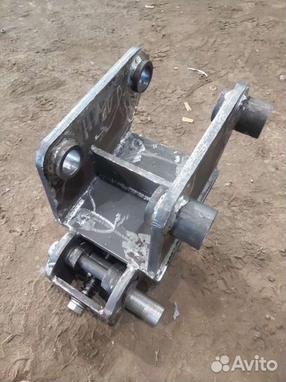 Быстросъем на мини экскаватор