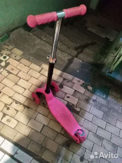 Самокат детский трёхколёсный Scooter