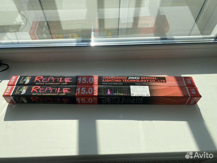 Лампа для рептилий T8 Lucky Herp UVB 15.0, 18W