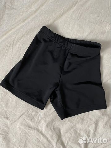 Спортивные шорты