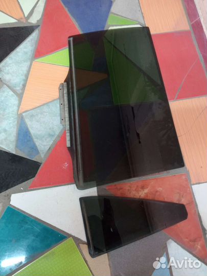 Стекло задней правой двери toyota corolla fielder