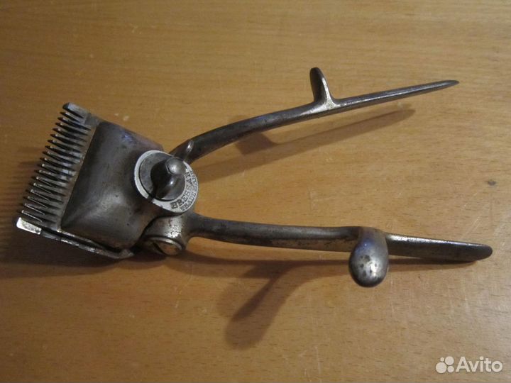 Машинка для стрижки волос механическая