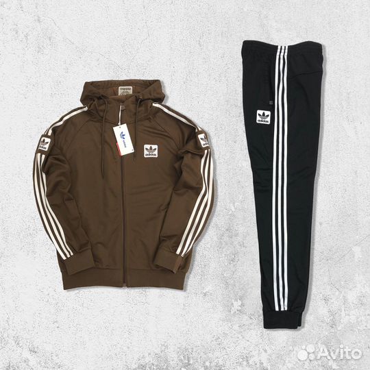 Спортивный костюм Adidas