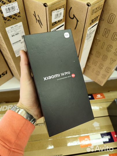 Xiaomi 14 Pro, 16/1 ТБ