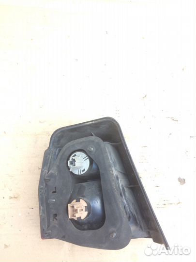 Фонарь задний правый Mitsubishi Galant 8 универсал