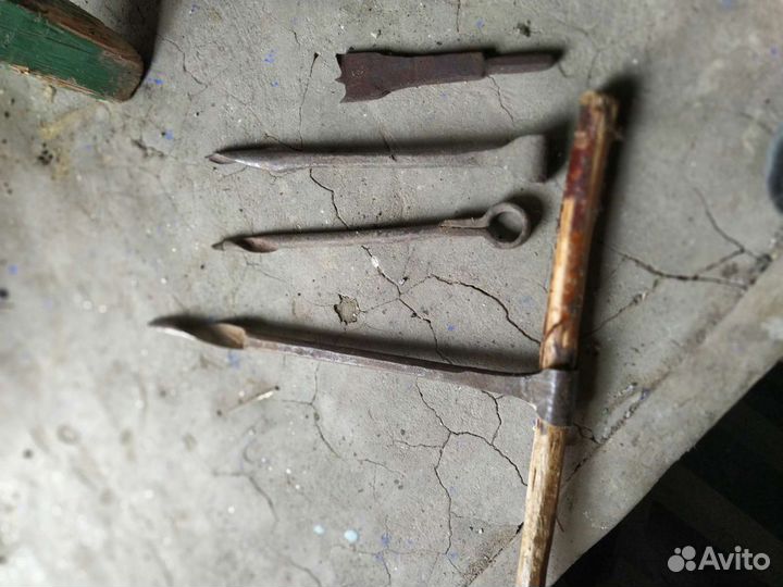 Буры старинные, кованые