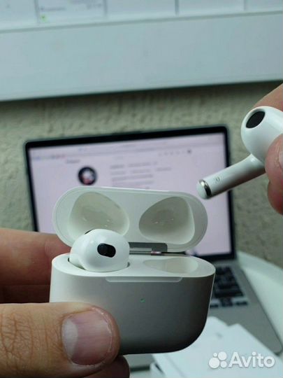 Apple AirPods 3 новые