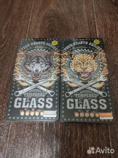 Защитное стекло на iPhone 6s, 7