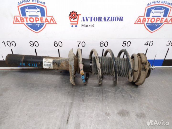 Стойка передняя левая Volkswagen Jetta 5 BSE 2006