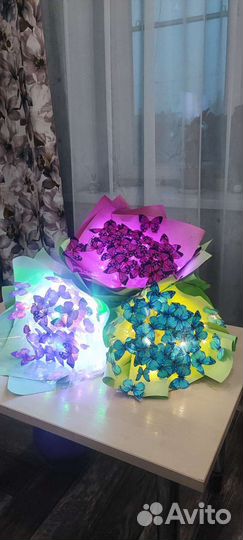 Букет бабочки