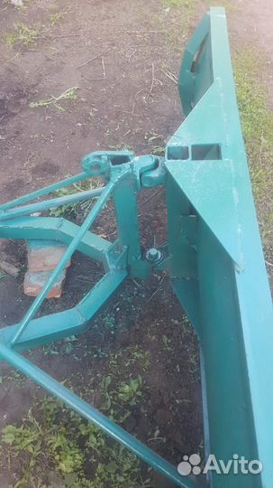 Трактор, 2005