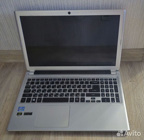 Ноутбук Acer aspire v5-571g
