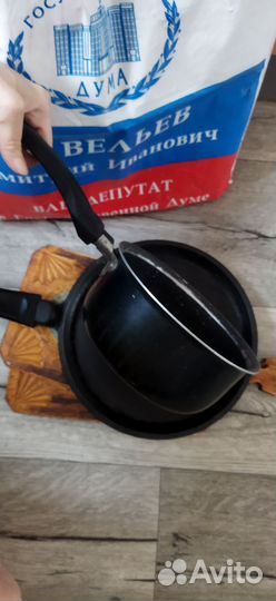 Кастрюля, тарелки. Посуда