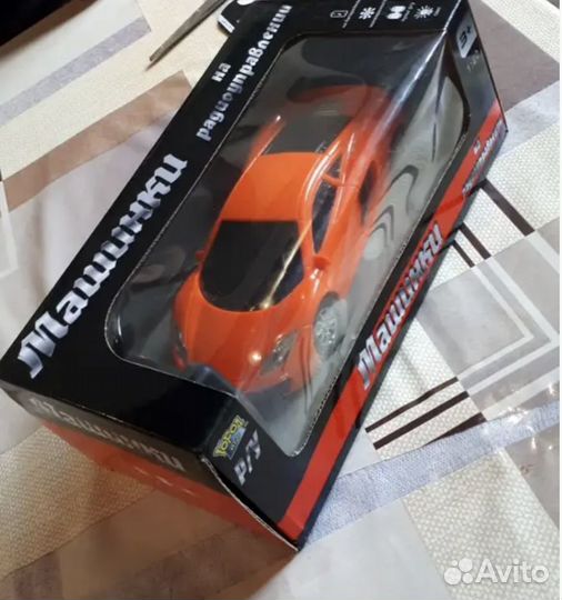 Радиоуправляемая машинка