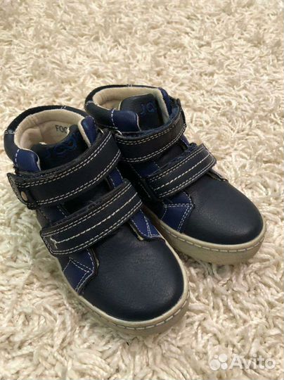 Ботинки детские 24