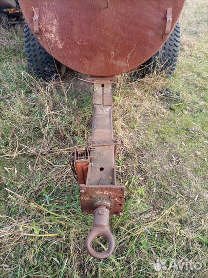 Бочка прицепная 3 куба