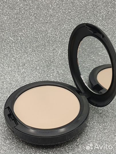 Пудра для лица NC20. M.A.C