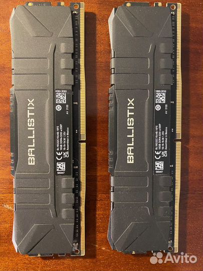 Crucial Ballistix Black BL16G32C16U4B 32GB