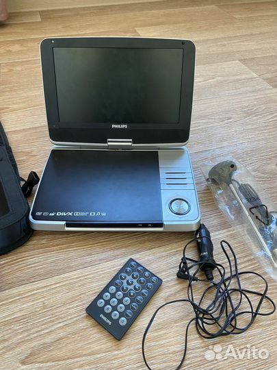 Портативный видеопроигрыватель Philips Pd 9048/51