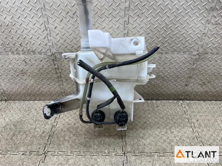 Бачок стеклоомывателя toyota vellfire