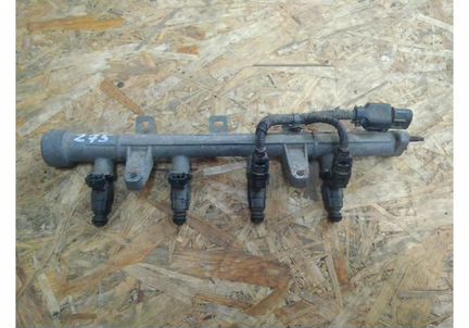 Рейка топливная (рампа) Hyundai Accent 2 (+тагаз)